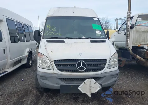 2012 Mercedes-Benz Sprinter 2500 High Roof из США, поврежденный, VIN WD3PE8CB7C5702426